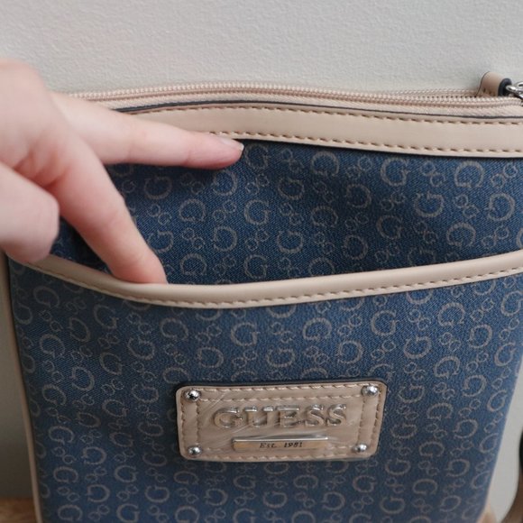 Guess Purse and Wallet Set Brand New - Picture 6 of 6